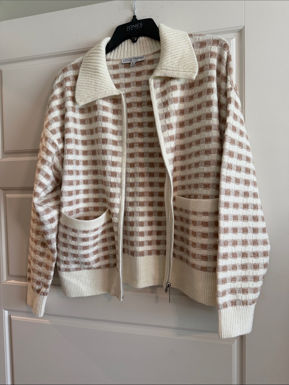 LoveTrend Cream and Tan Check Zip-Up Cardigan Sweater